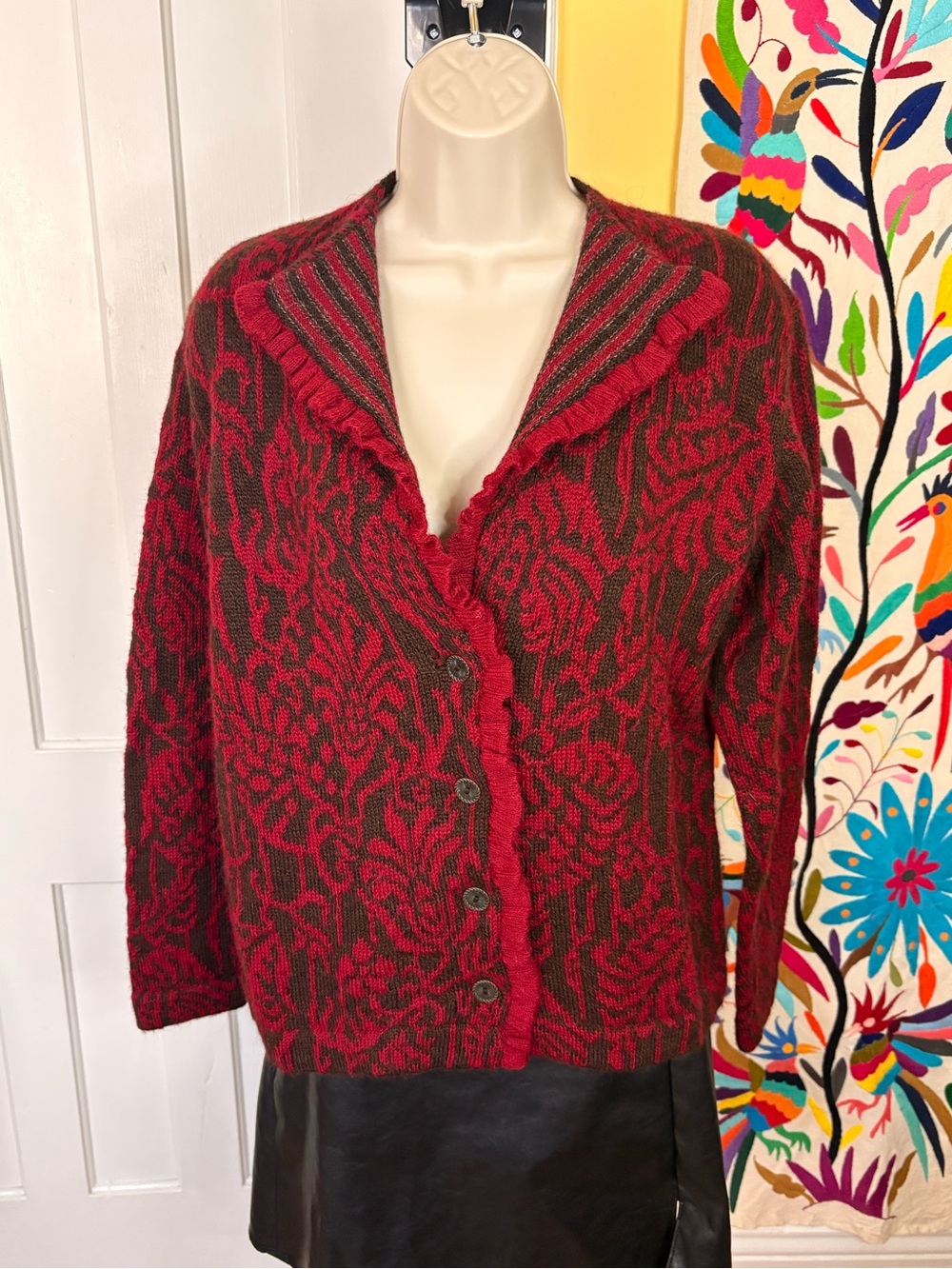 Womens Alpaca Red Floral Jacquard Button-Front Cardigan